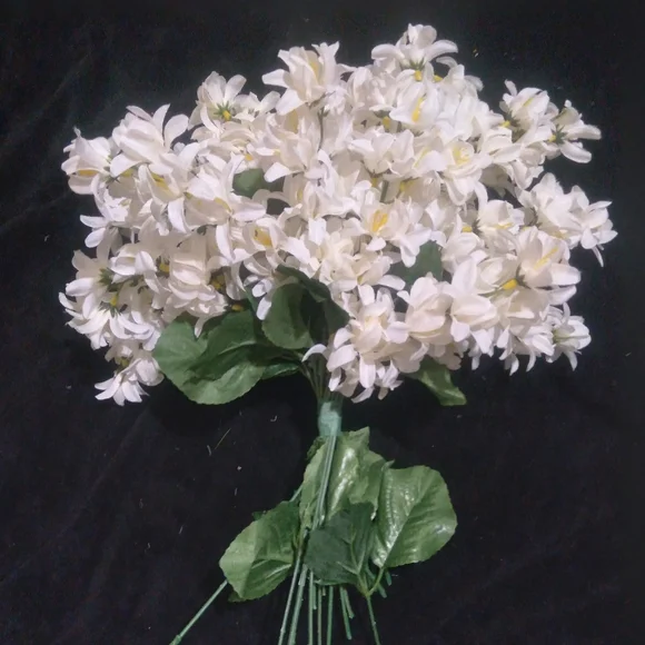 Easter lilies, baby's breath and various other varieties of faux flowers - Picture 8 of 11